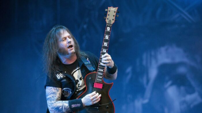Gary Holt: “I had one job in Slayer and one job only. Go out, play killer,  bang your head and play a little bit of a guitar hero role. I wear a